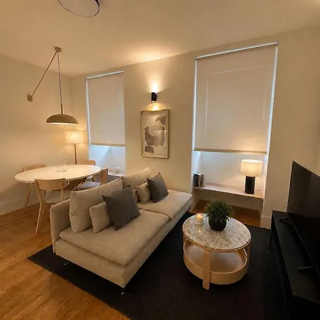 Elegant T2 Next To Av Liberdade Апартаменты *