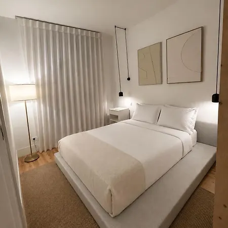 Апартаменты Elegant T2 Next To Av Liberdade